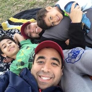 Meet your Posher, Cesar